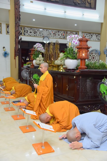 Lễ sám hối 14/02 Quý Mão