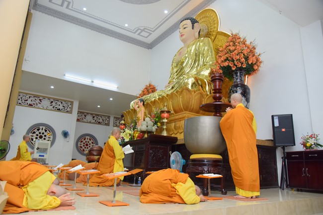 Lễ sám hối 14/02 Quý Mão