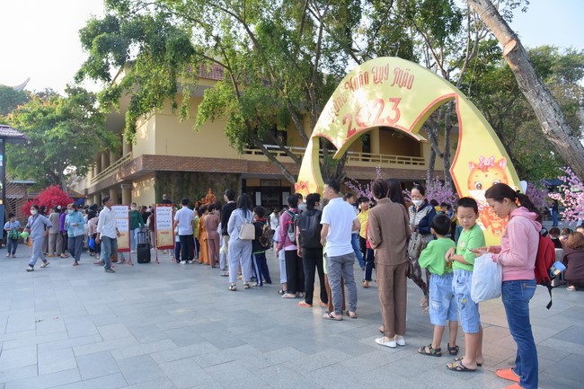 The 40th Kid Playground