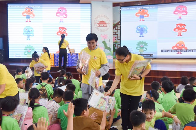 The 40th Kid Playground