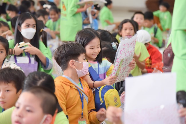 The 40th Kid Playground