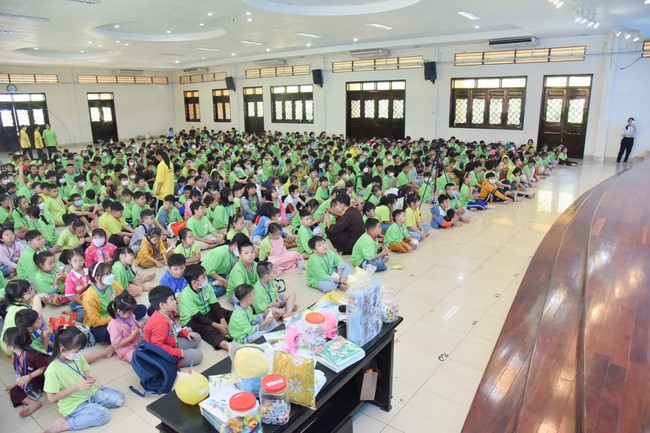 The 40th Kid Playground