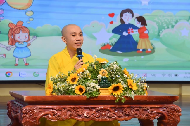 The 40th Kid Playground