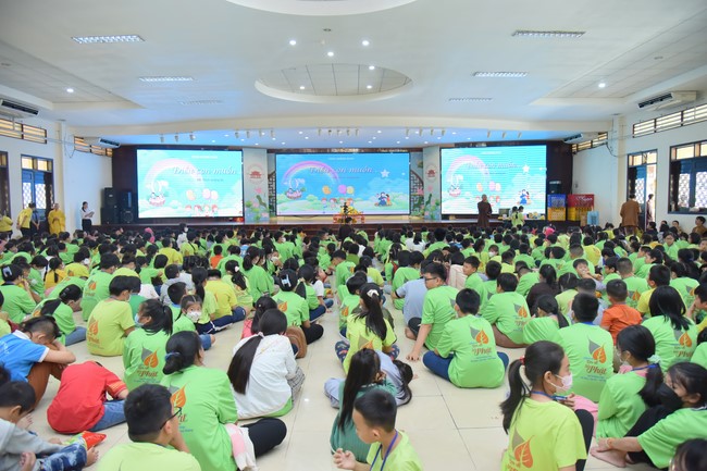 The 40th Kid Playground