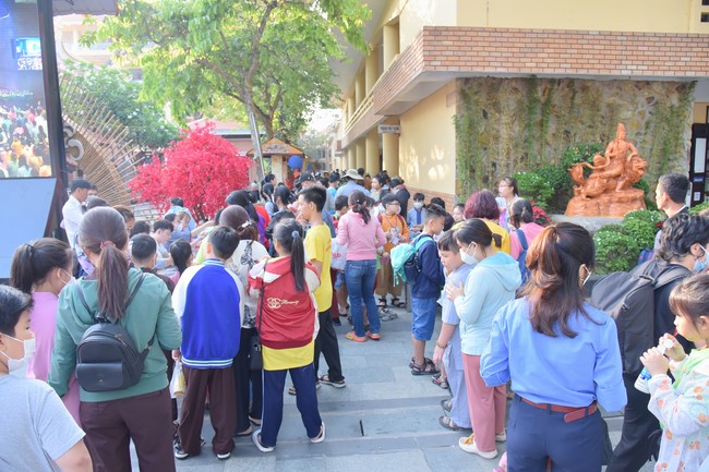 The 40th Kid Playground