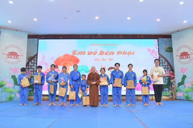 The 40th Kid Playground