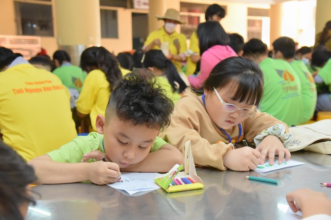 The 40th Kid Playground