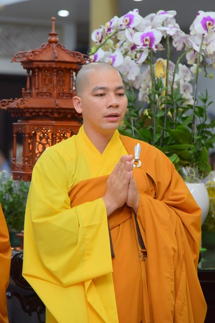 Prostrating five hundred names Bodhisattva Avalokitesvara