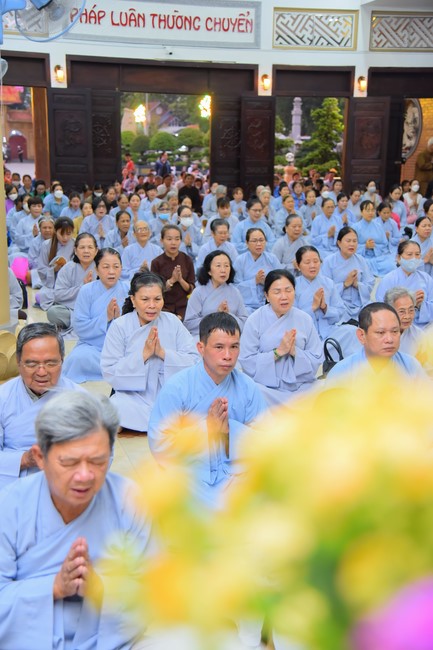 Prostrating five hundred names Bodhisattva Avalokitesvara