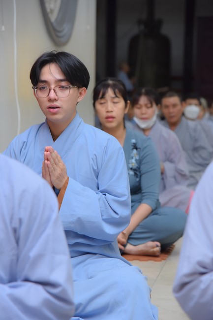 Prostrating five hundred names Bodhisattva Avalokitesvara