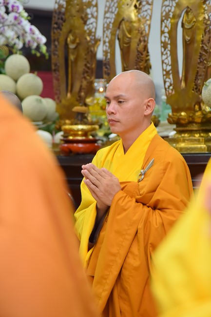 Prostrating five hundred names Bodhisattva Avalokitesvara