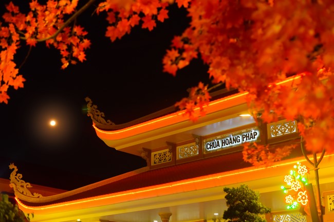 Prostrating five hundred names Bodhisattva Avalokitesvara