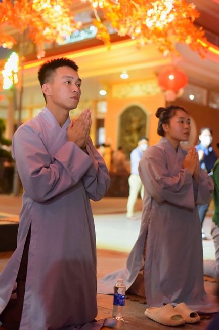 Prostrating five hundred names Bodhisattva Avalokitesvara