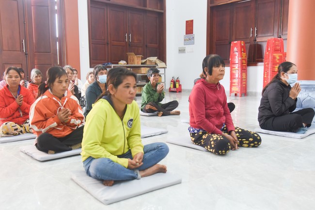 One-Day Peaceful Retreat at Dang Phap Pagoda