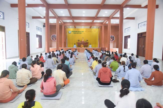 One-Day Peaceful Retreat at Dang Phap Pagoda