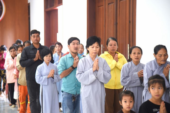 One-Day Peaceful Retreat at Dang Phap Pagoda