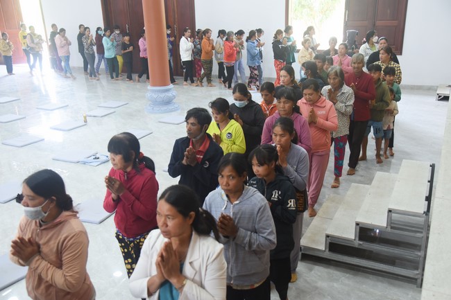 One-Day Peaceful Retreat at Dang Phap Pagoda
