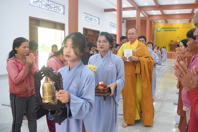 One-Day Peaceful Retreat at Dang Phap Pagoda