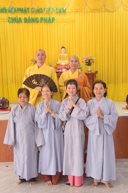One-Day Peaceful Retreat at Dang Phap Pagoda
