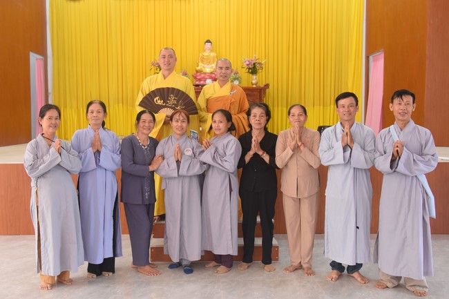 One-Day Peaceful Retreat at Dang Phap Pagoda