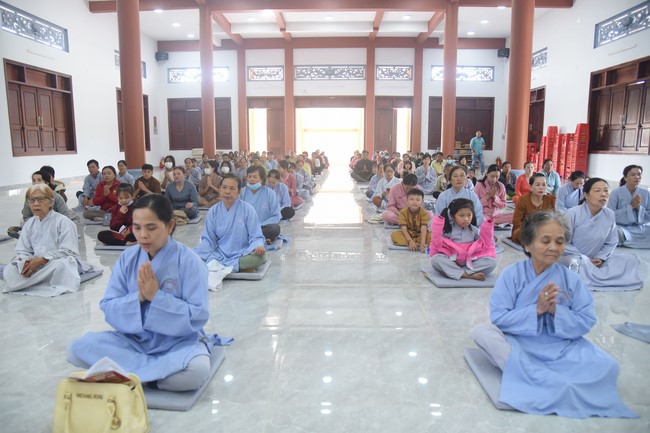 One-Day Peaceful Retreat at Dang Phap Pagoda