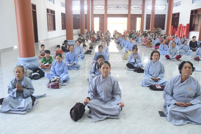 One-Day Peaceful Retreat at Dang Phap Pagoda