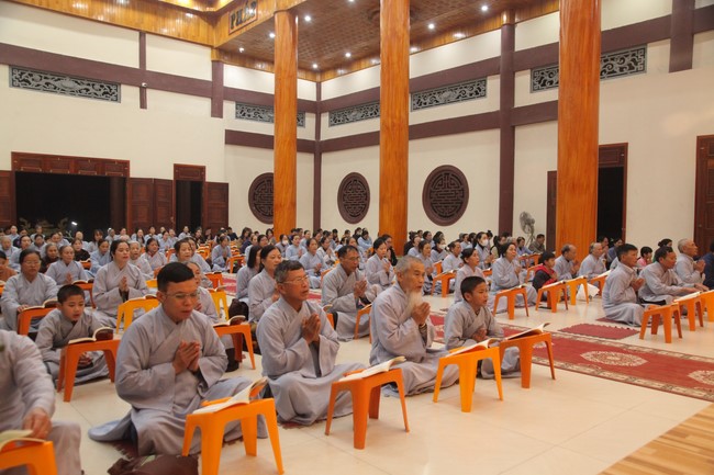 Repentance ceremony on Feb. 14th, Year of the Cat at Giai Lam Temple – Ha Tinh