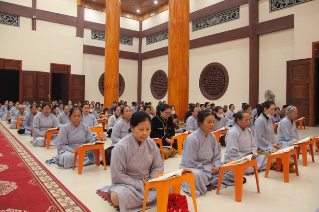 Repentance ceremony on Feb. 14th, Year of the Cat at Giai Lam Temple – Ha Tinh