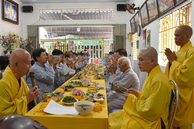 Đạo tràng Minh Chất, Cần Thơ: Tu niệm Phật một ngày - Lần 01