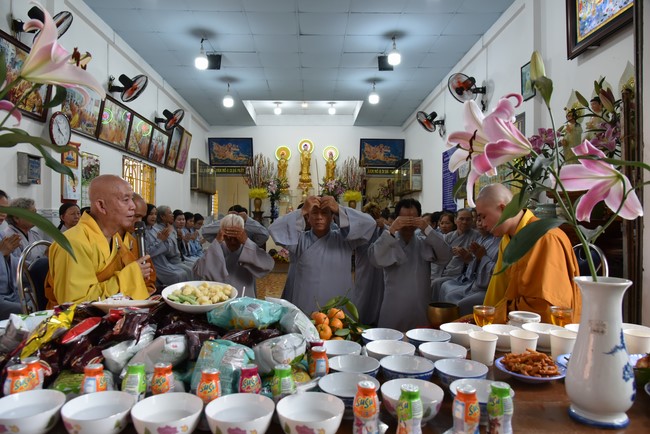 Đạo tràng Minh Chất, Cần Thơ: Tu niệm Phật một ngày - Lần 01