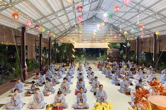 Repentant ceremony on Feb. 14th, Year of the Cat at Suoi Phap Pagoda