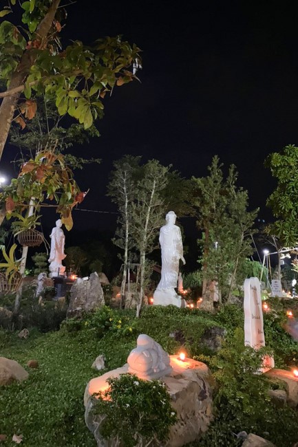 Repentant ceremony on Feb. 14th, Year of the Cat at Suoi Phap Pagoda