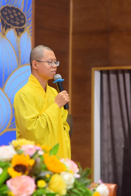 Dharma Talk Getting out of the Fire House in the 99th Seven-Day Retreat