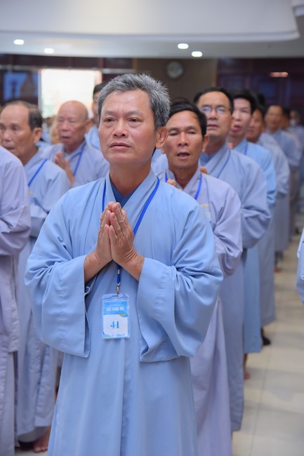 Dharma Talk Getting out of the Fire House in the 99th Seven-Day Retreat