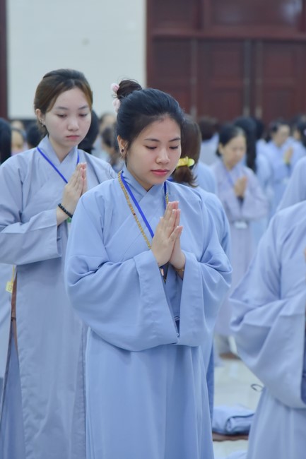 Dharma Talk Getting out of the Fire House in the 99th Seven-Day Retreat