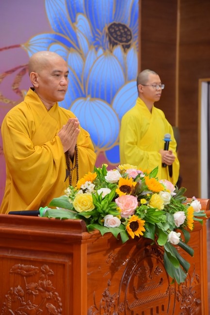 Dharma Talk Getting out of the Fire House in the 99th Seven-Day Retreat