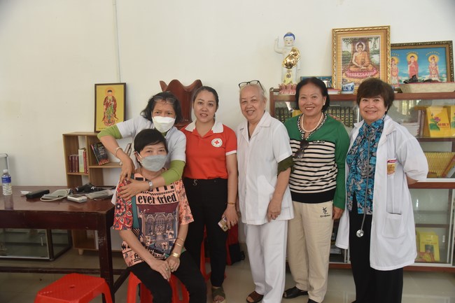 Program of healthy examination - treatment, free medicine and charity gift giving at Dang Phap Pagoda in Binh Phuoc