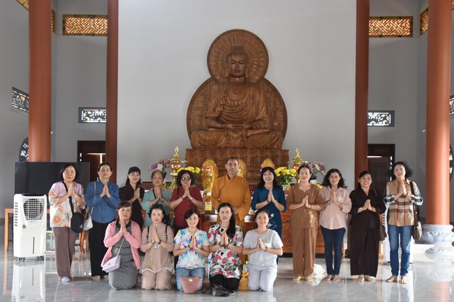 Program of healthy examination - treatment, free medicine and charity gift giving at Dang Phap Pagoda in Binh Phuoc