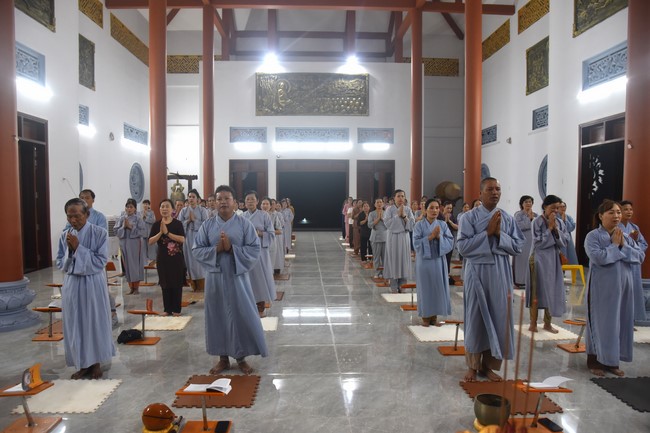 Program of healthy examination - treatment, free medicine and charity gift giving at Dang Phap Pagoda in Binh Phuoc