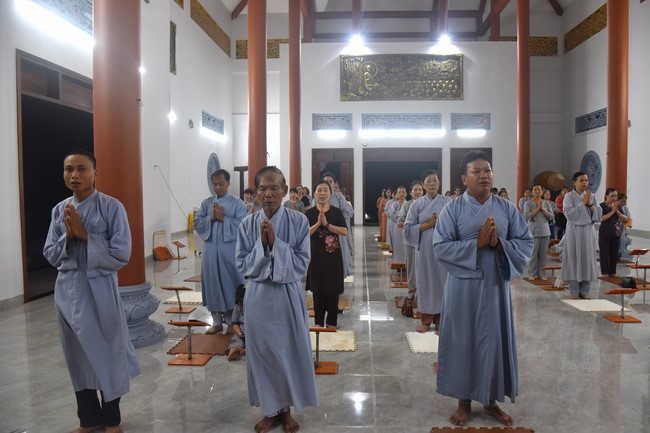 Program of healthy examination - treatment, free medicine and charity gift giving at Dang Phap Pagoda in Binh Phuoc