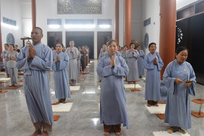 Program of healthy examination - treatment, free medicine and charity gift giving at Dang Phap Pagoda in Binh Phuoc