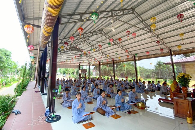 One-Day Peaceful Retreat at Suoi Phap Pagoda