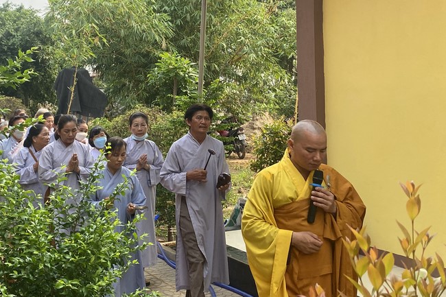 One-Day Peaceful Retreat at Suoi Phap Pagoda