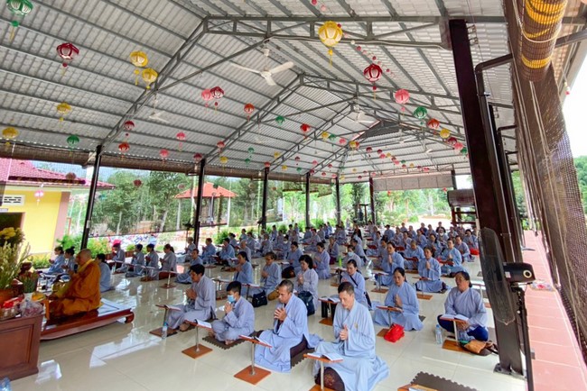 One-Day Peaceful Retreat at Suoi Phap Pagoda