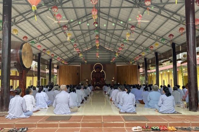 One-Day Peaceful Retreat at Suoi Phap Pagoda