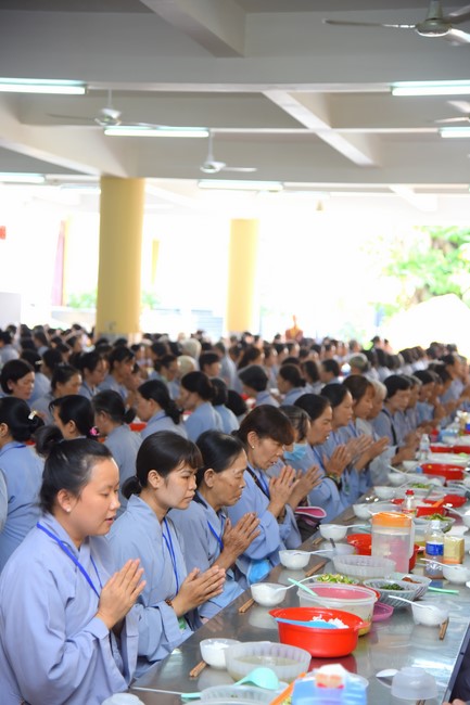 Dharma Talk Let's practice to end suffering in the 99th Seven-Day Retreat