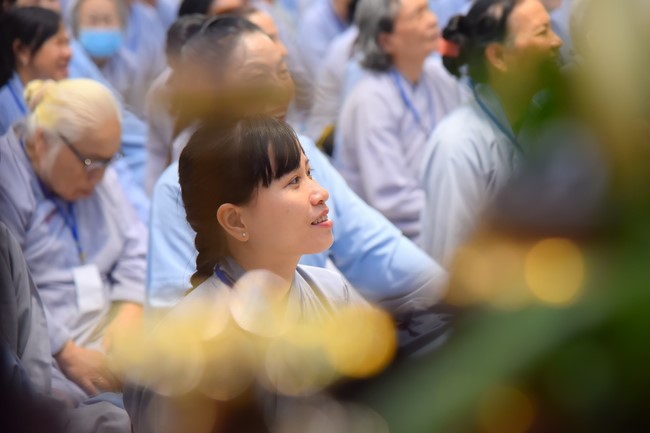 Dharma Talk Let's practice to end suffering in the 99th Seven-Day Retreat