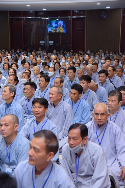 Dharma Talk Let's practice to end suffering in the 99th Seven-Day Retreat