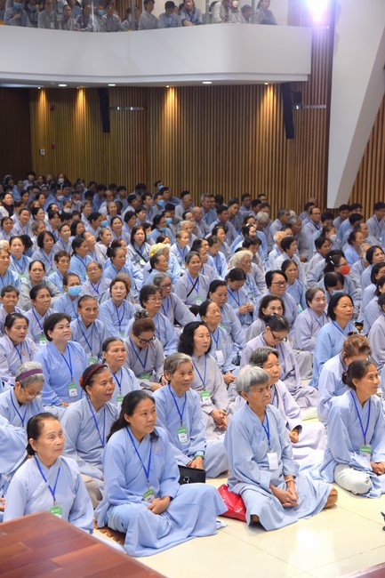 Dharma Talk Let's practice to end suffering in the 99th Seven-Day Retreat