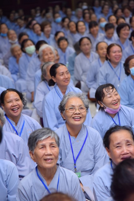 Dharma Talk Let's practice to end suffering in the 99th Seven-Day Retreat